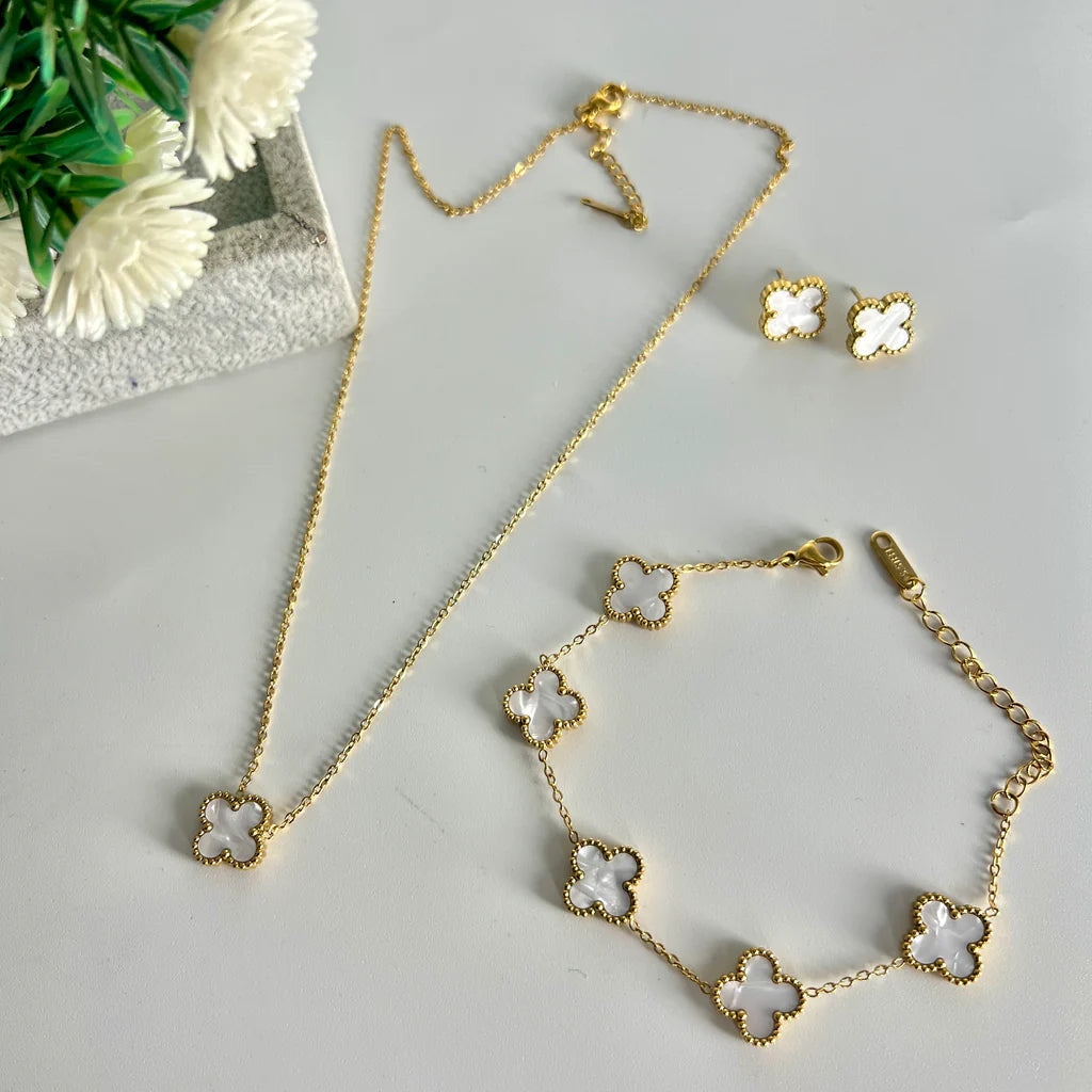 Van Cleef & Arpels-طقم مجوهرات البرسيم الرباعي للحظ