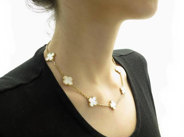 Van Cleef & Arpels-عقد البرسيم السباعي للحظ