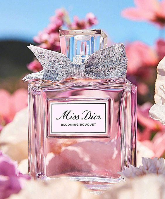 Pack of 3 Ladies Perfumes_عبوة من ثلاثة عطور نسائية